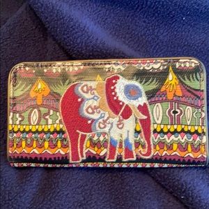 Sakroots wallet with elephant NWOT